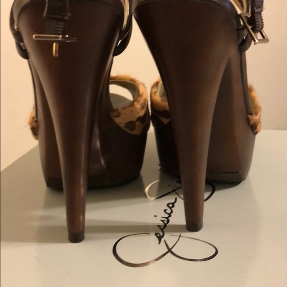 Jessica Simpson leopard print JS-GANO strappy heel - Picture 4 of 4
